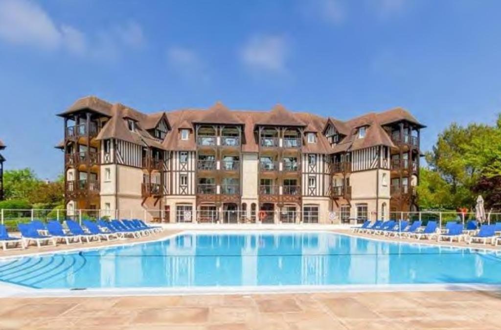 Le Cosy Residence Du Golf Deauville Zewnętrze zdjęcie