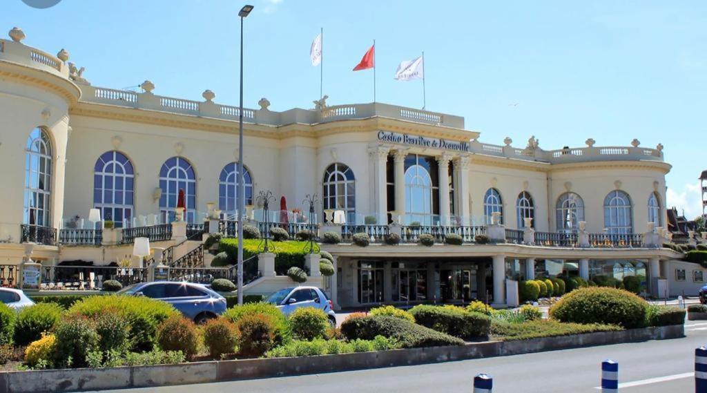 Le Cosy Residence Du Golf Deauville Zewnętrze zdjęcie